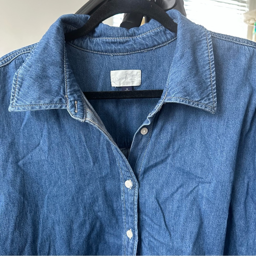 Universal Thread Women's Oversized Long Sleeve Collared Button-Down Shirt Indigo - Picture 3 of 8